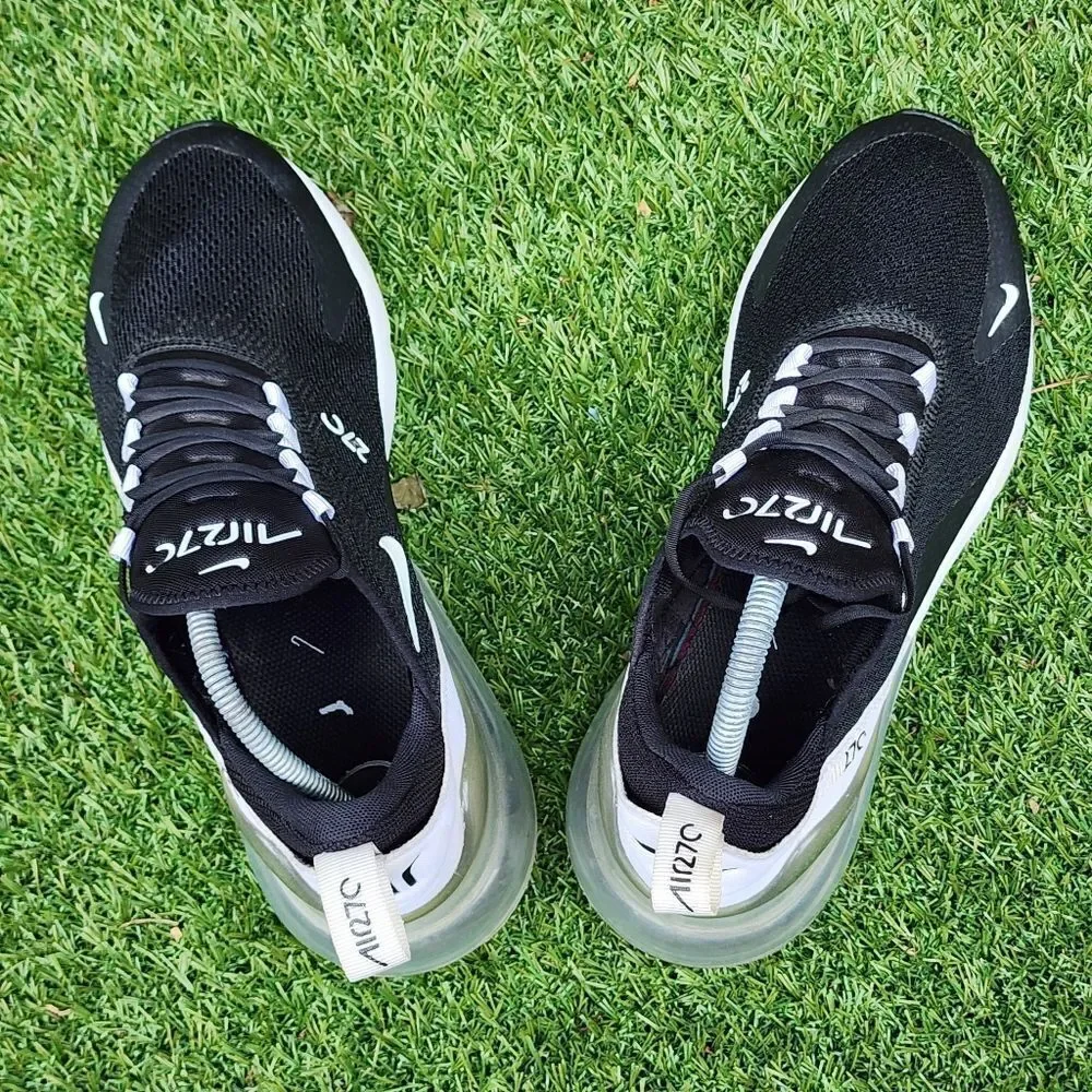 NIKE AIR MAX 270 - Women's Sneakers - SIZE 9.5